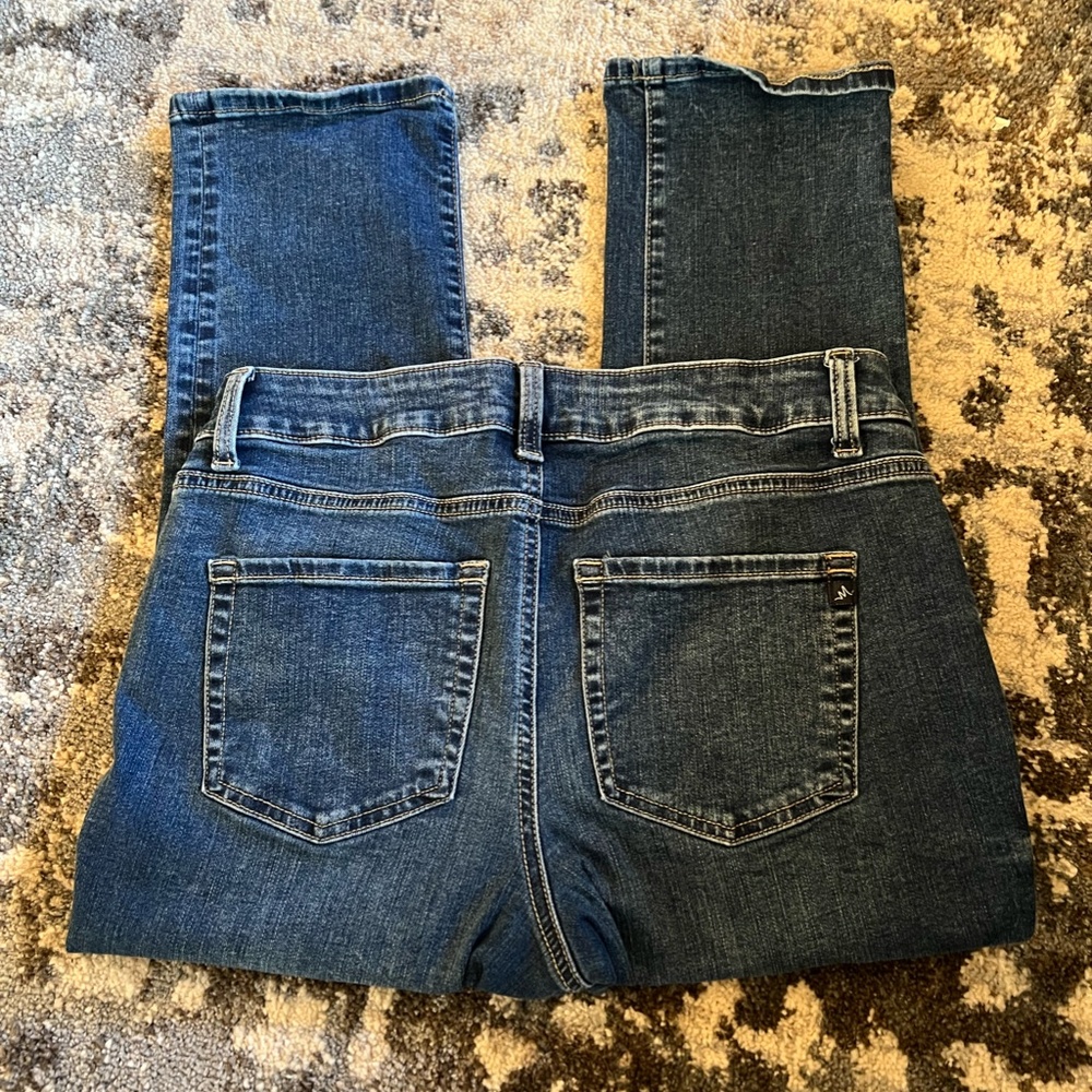 Maurices Mid Rise Crop - Picture 2 of 4